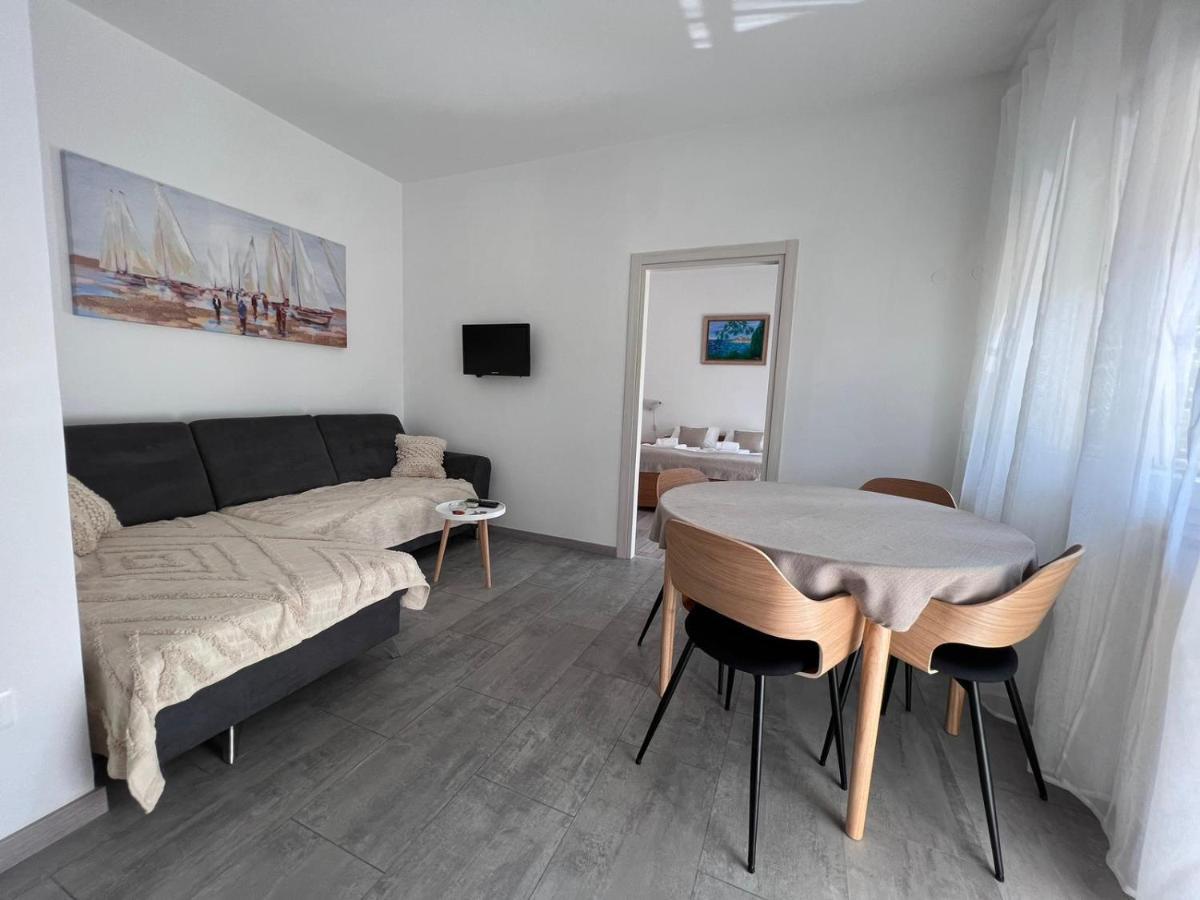 Apartments Iskra Rovinj Exteriör bild