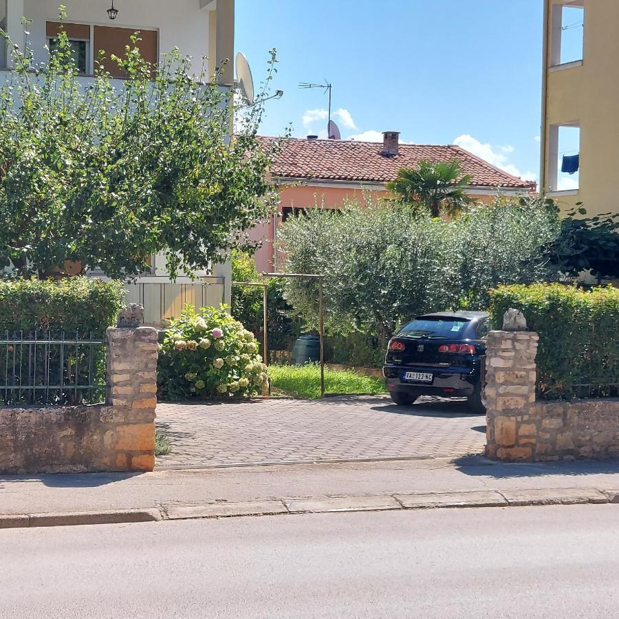 Apartments Iskra Rovinj Exteriör bild
