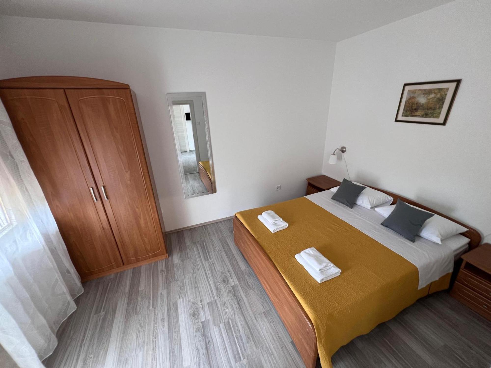 Apartments Iskra Rovinj Exteriör bild